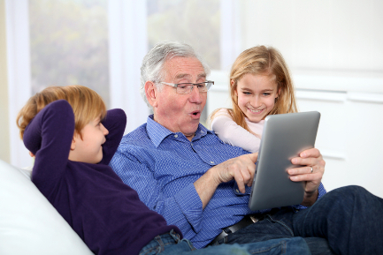 Читать статью "Бабушки-дедушки: а вдруг избалуют?"