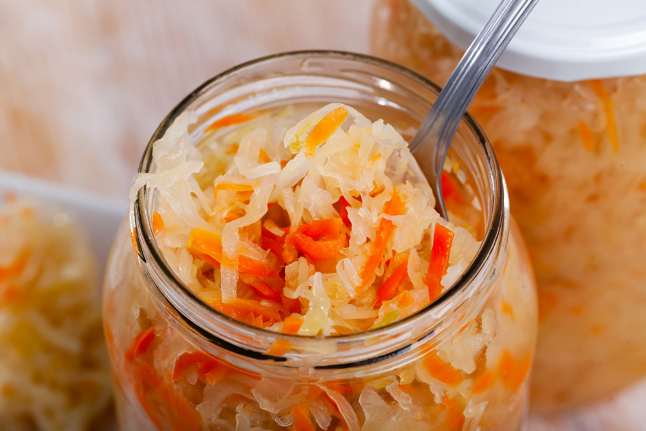 Читать статью Ферментированные продукты снижают воспаление и улучшают микробиоту