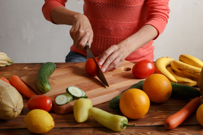 Читать статью Готовим запасы на зиму: какие продукты нельзя замораживать?