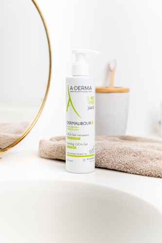 A-derma dermalibour+ cica очищающий пенящийся гель 200 мл