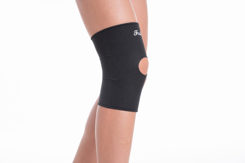 Купить Фиксатор коленного сустава неопреновый с задними усиленными швами FOSTA /арт. F-1258/размер L/ цена