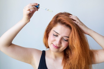 Читать статью "Никотиновая кислота для роста волос: польза и противопоказания"