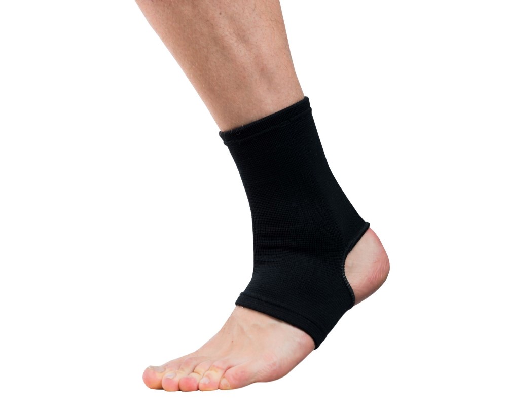 Бандаж на голеностопный сустав YAMAGUCHI Aeroprene Ankle Support купить в Москве