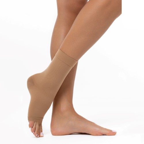 Изображение товара Бандаж на голеностопный сустав голеностоп интекс класс 1/размер m/бежевый