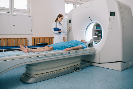 Читать статью "Переболевшие COVID-19 пройдут расширенную диспансеризацию"