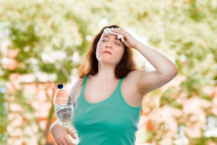 Читать статью "Почему голова болит в жару?"