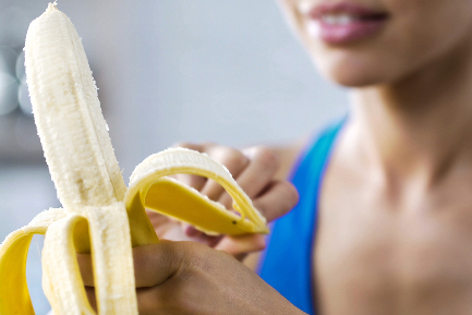 Читать статью Польза бананов: фрукт для сна, пищеварения и тренировок