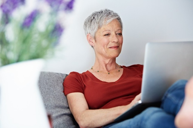 Читать статью Привычка пользоваться Интернетом вдвое снижает риск деменции