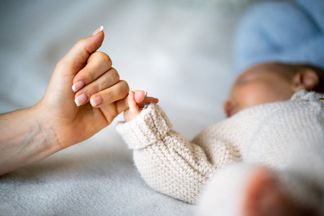 Читать статью Судороги у новорождённых: инструкция для родителей