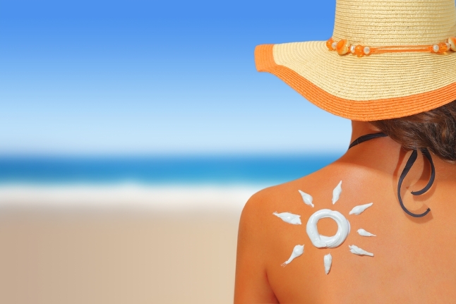 Безопасный загар на пляже: советы любителям солнца