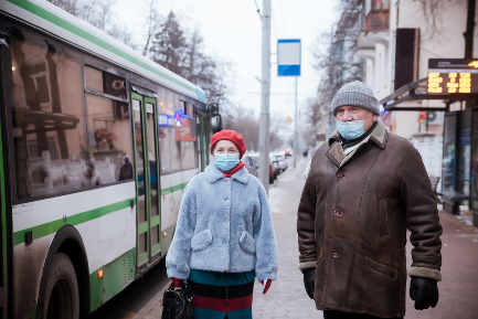Читать статью "В Москве сняли ряд ограничений против COVID-19"