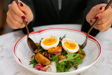 Читать статью "Яйца улучшают сон у женщин в менопаузе"